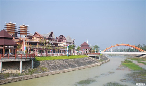 铁板尼克鸡扒饭