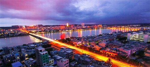 满聚福黄焖鸡米饭市场前景如何